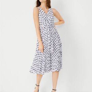 Ann Taylor Floral Sleeveless Dress - Peri Blue with Navy and red flowers, Size 8